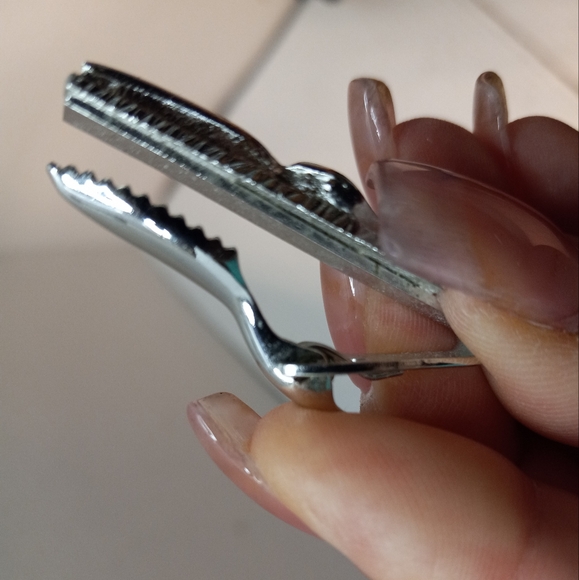 Vintage Tie Brooch T10 Jewelry Accessory Pin Neck Ties Preppy Business Office - Picture 3 of 9